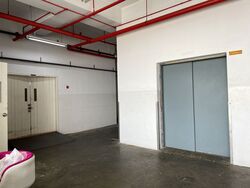 Lip Hing Industrial Building (D20), Factory #556379601